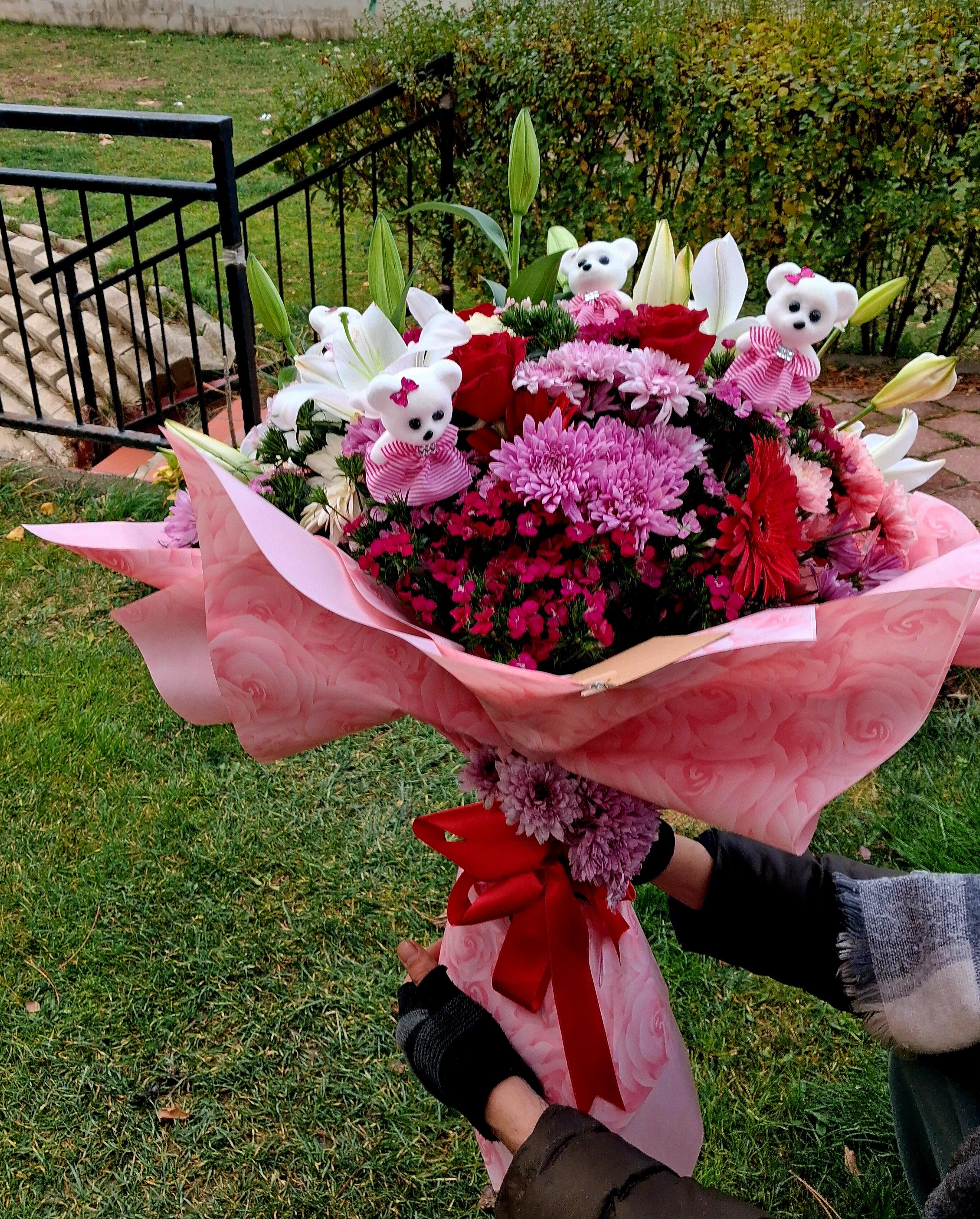 Kır Çiçekleri Şöleni