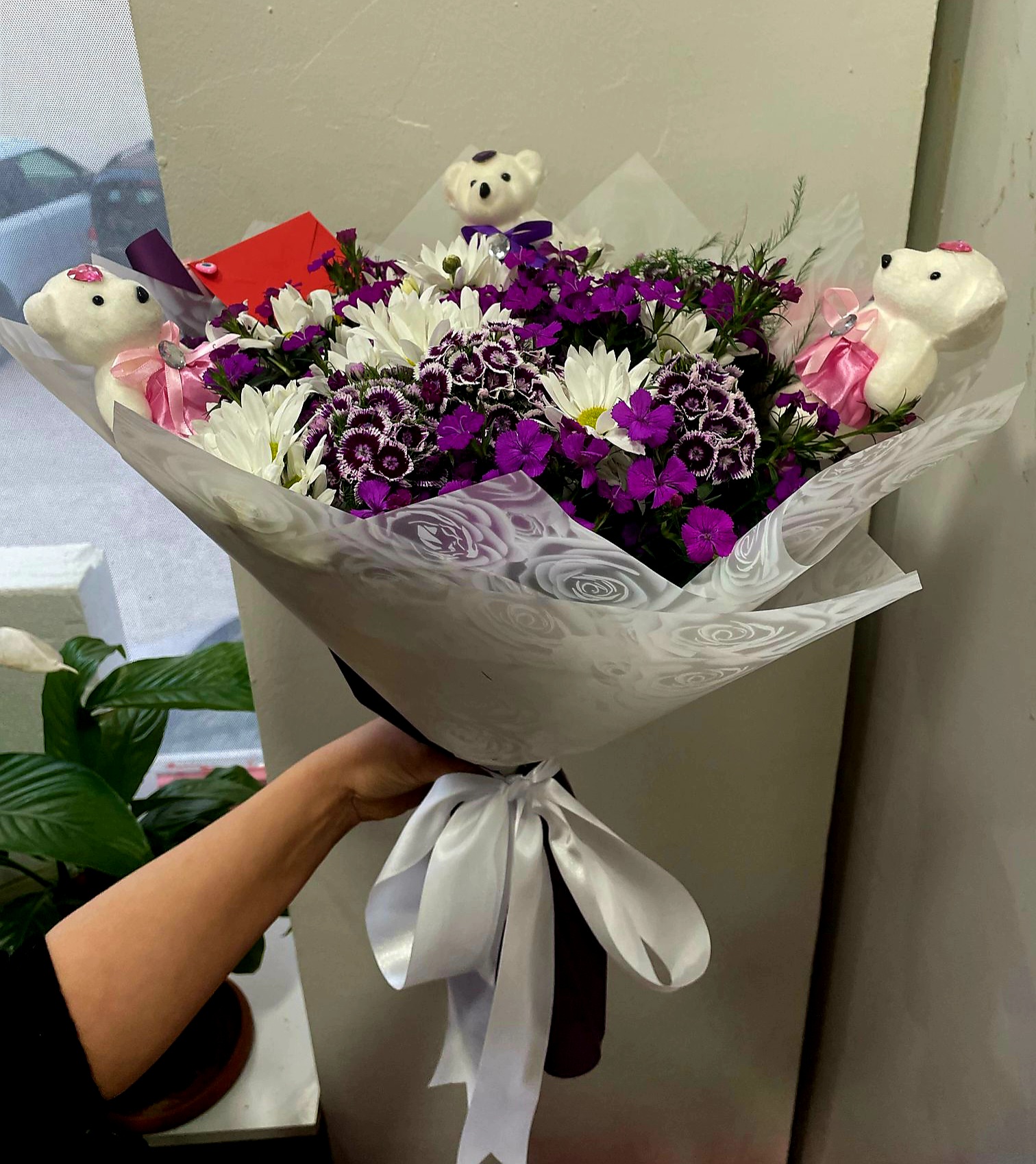 Ayıcıklar ve Renkli buket