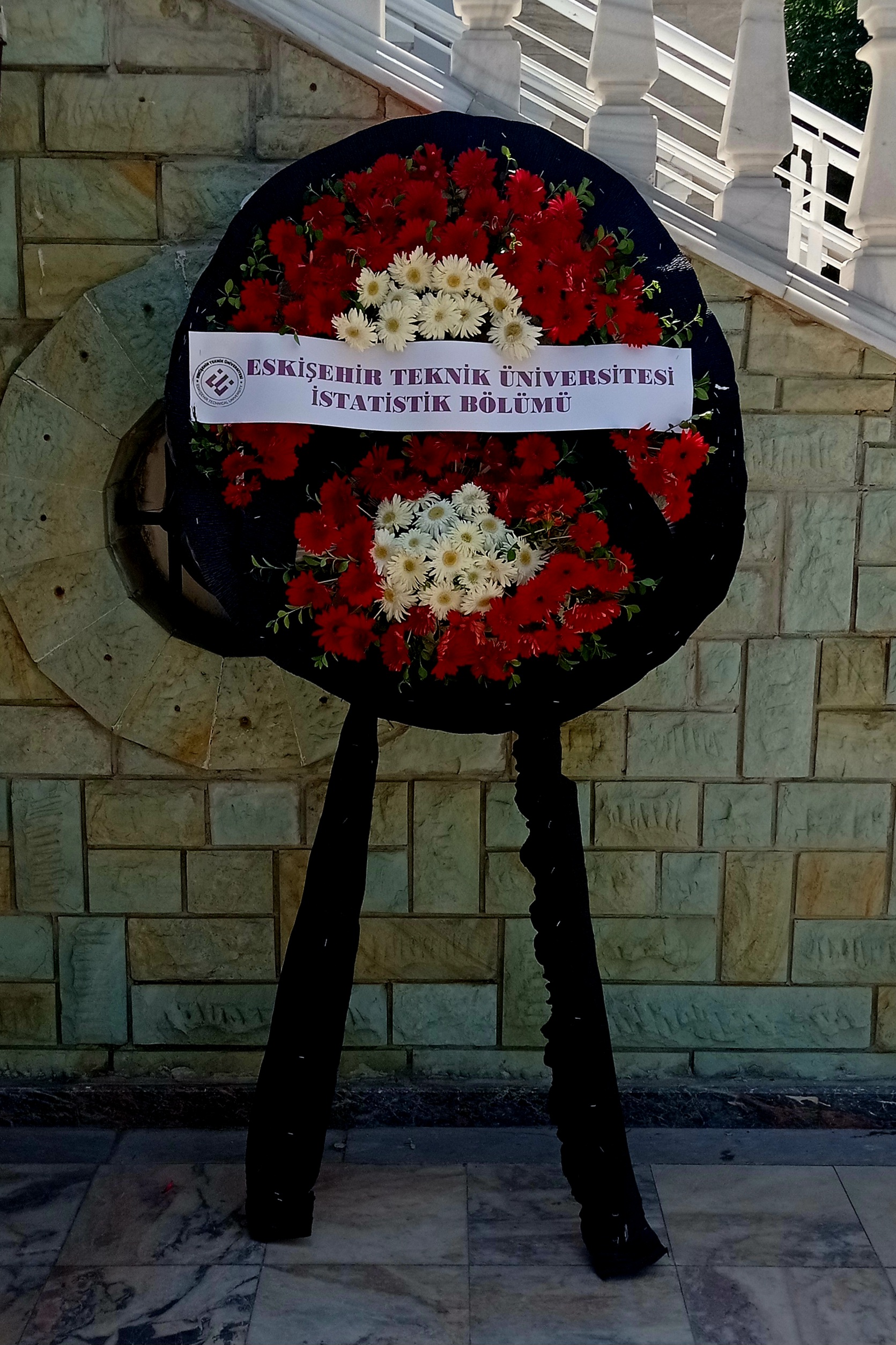 Cenaze çelengi - Görsel 2