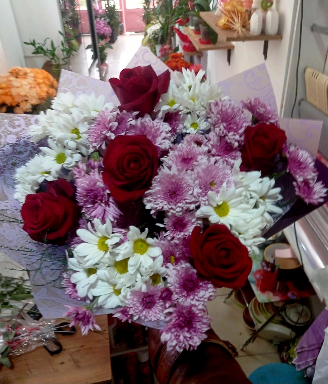 Güller ve Renkli Buket - Görsel 4