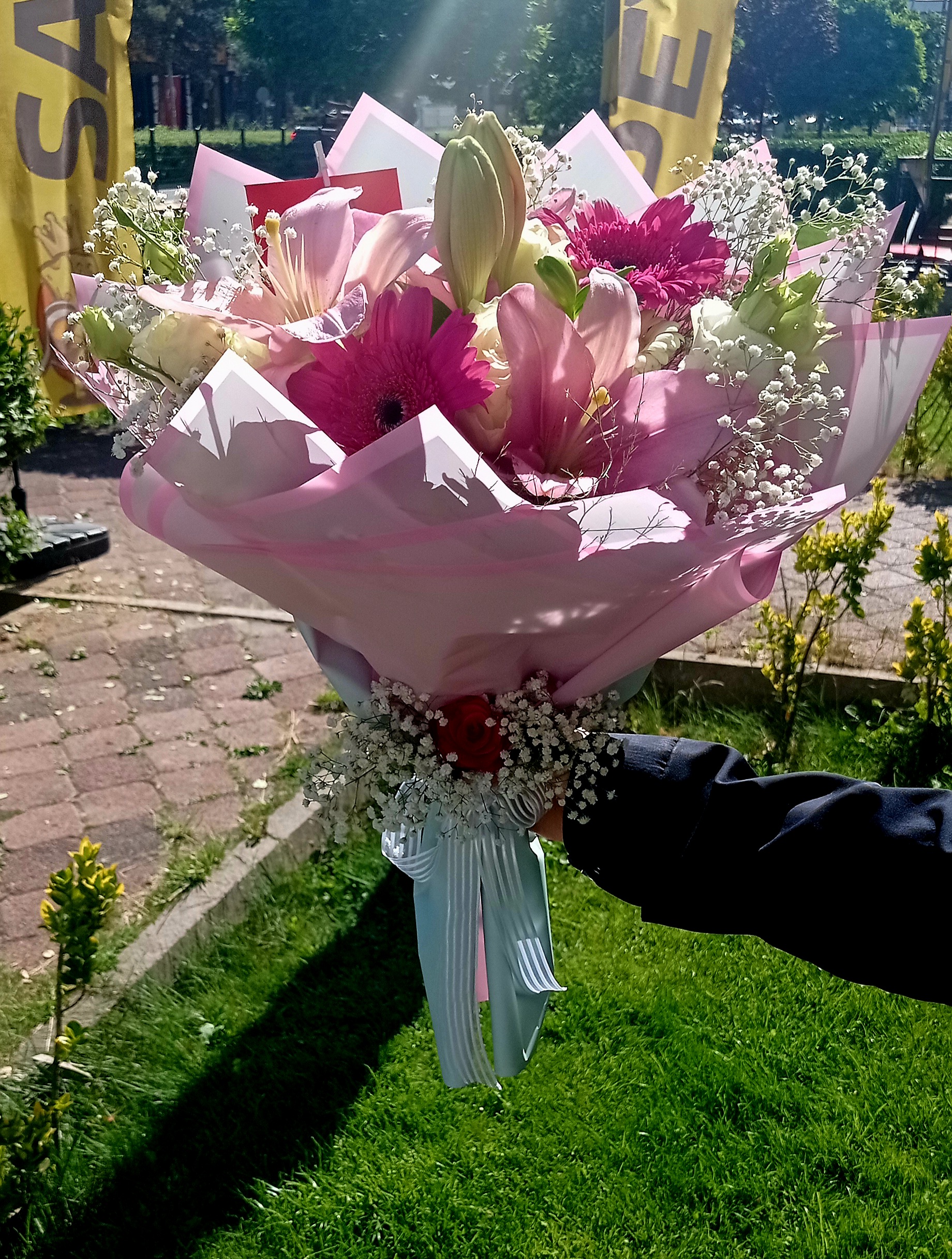 Pembe lilyum Buketi  - Görsel 2