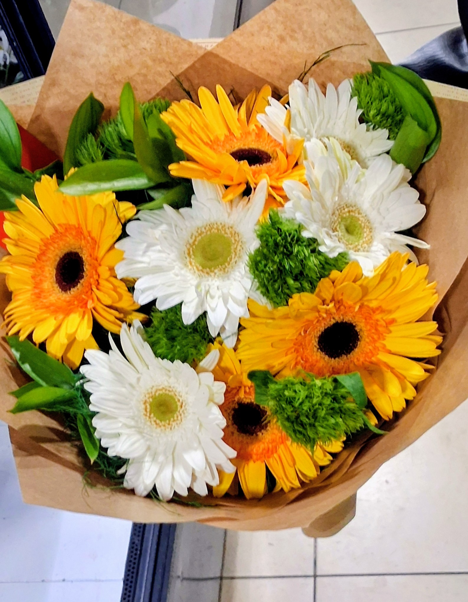 Kraft Kağıtta Gerbera Buketi - Görsel 3